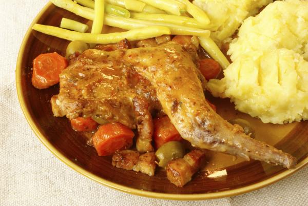 Lee más sobre el artículo Receta de Conejo en Salsa